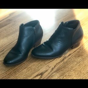 Black Crown Vintage ankle boot